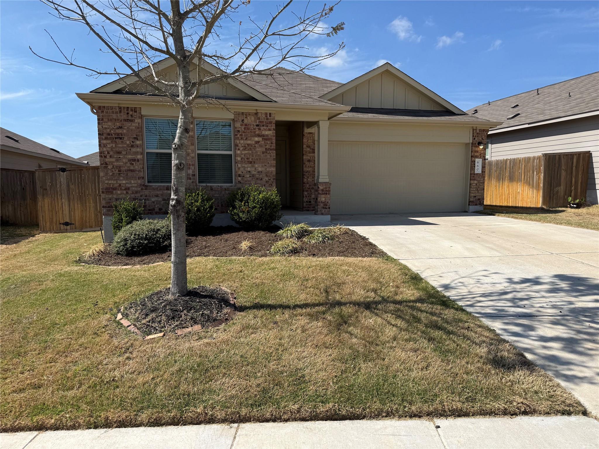 660 Xanadu Dr, Jarrell, TX 76537