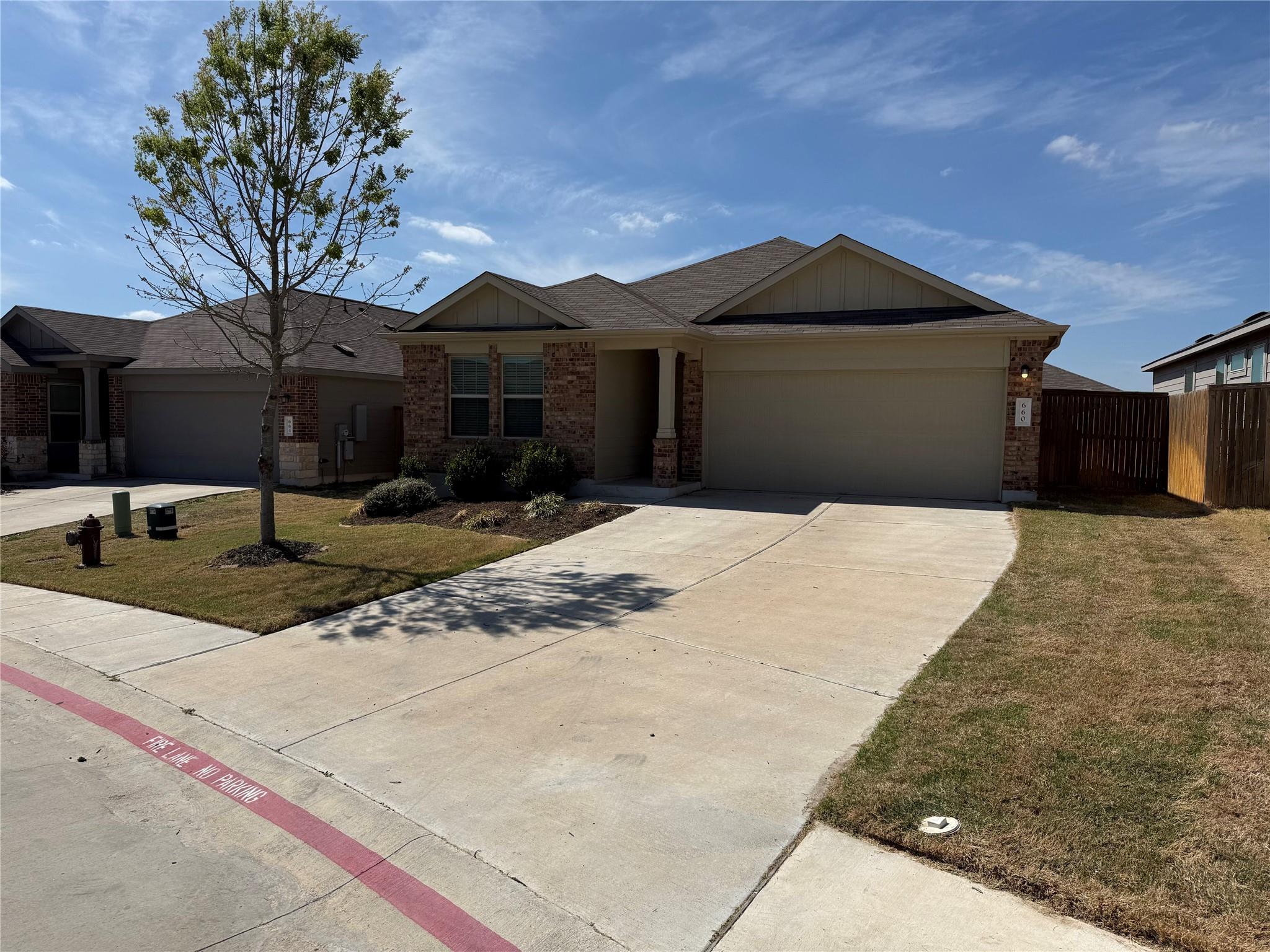 660 Xanadu Dr, Jarrell, TX 76537