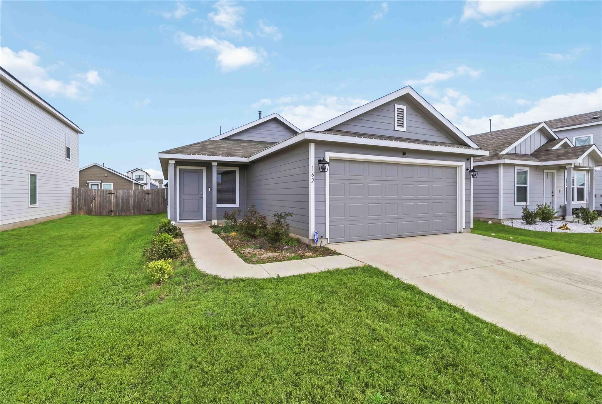 162 Agate Cliff Dr, Maxwell, TX 78656