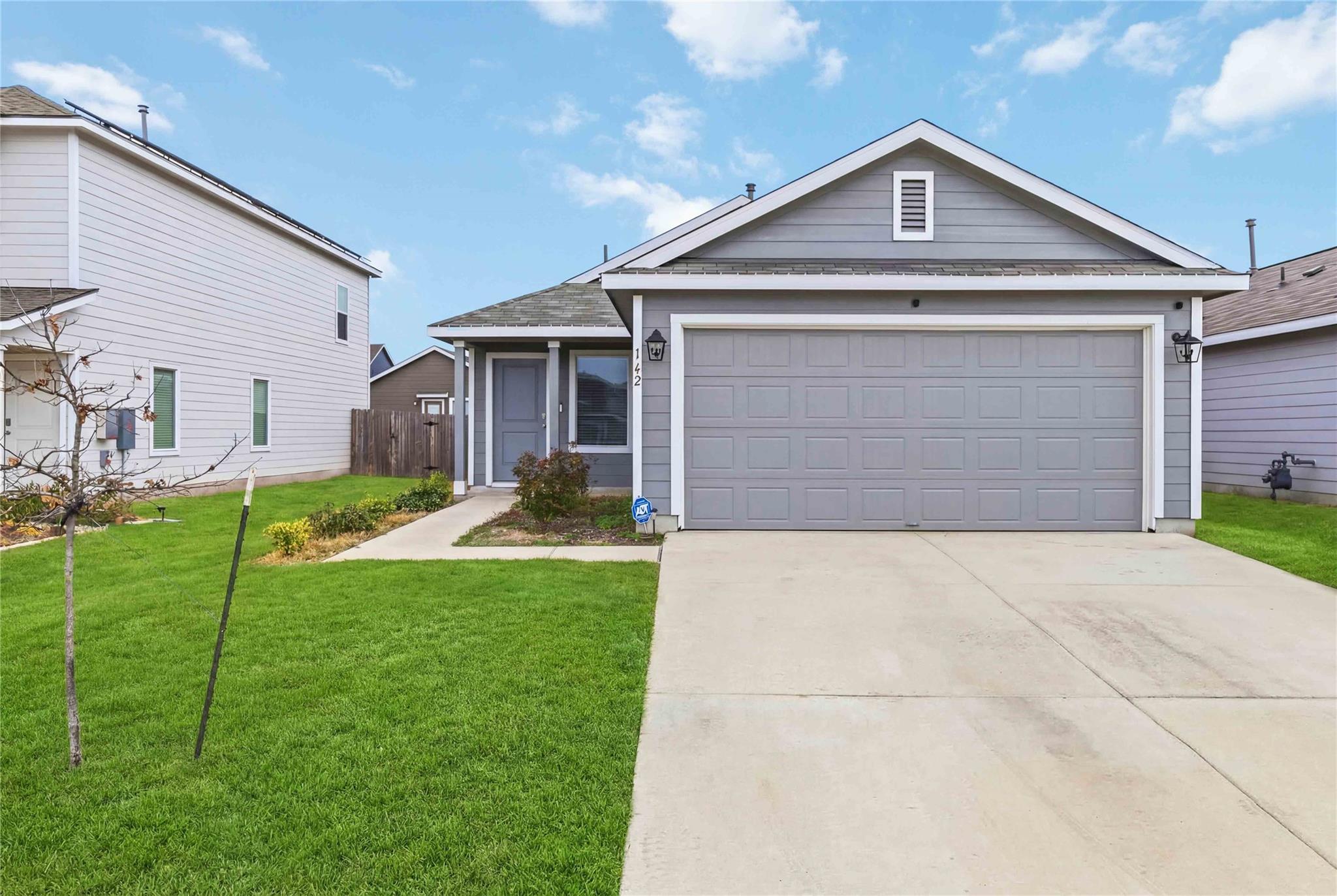 162 Agate Cliff Dr, Maxwell, TX 78656