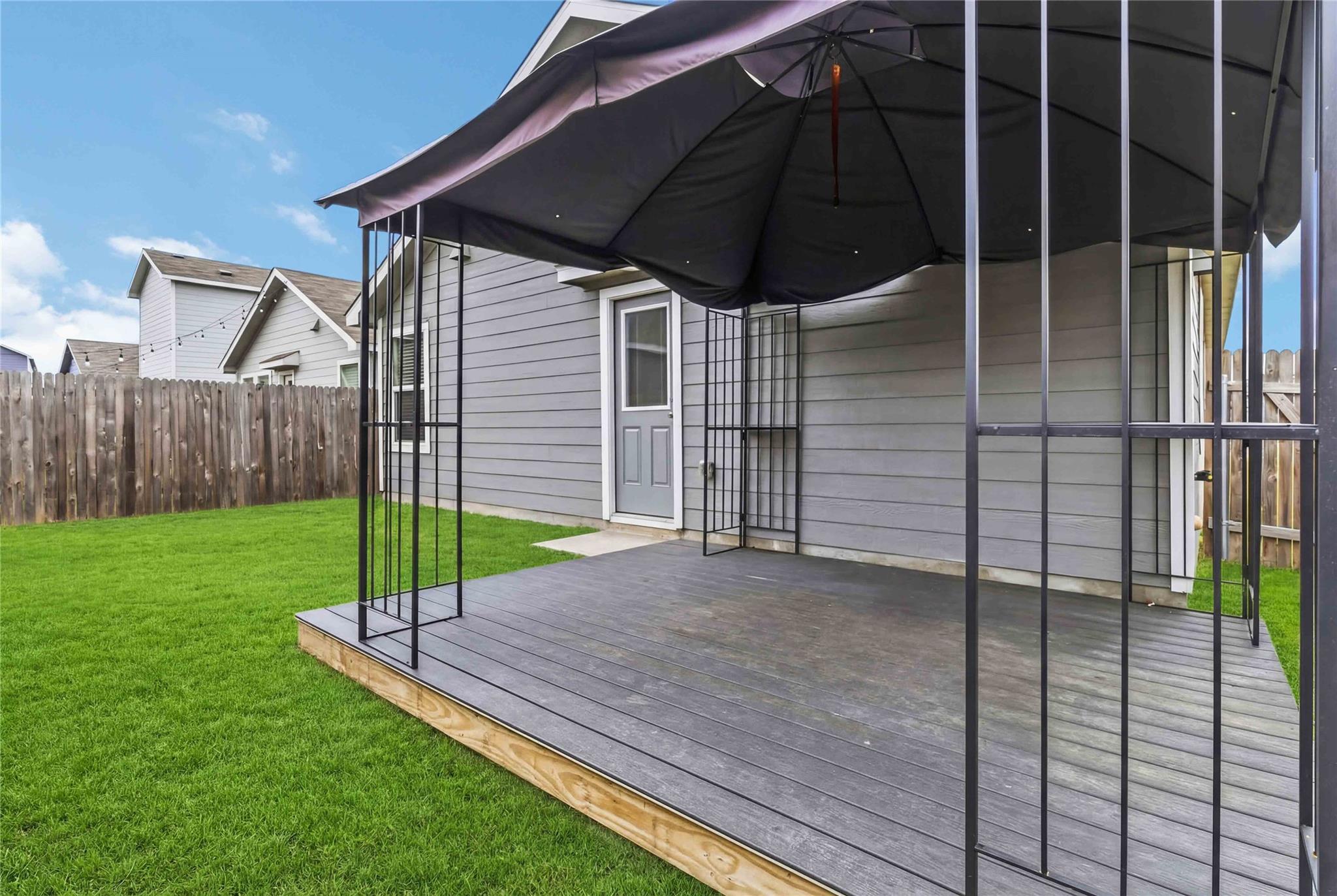 162 Agate Cliff Dr, Maxwell, TX 78656