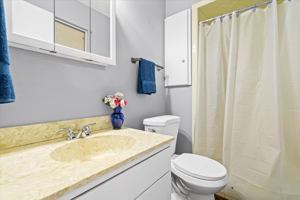 9712 Halifax Dr, Austin, TX 78753