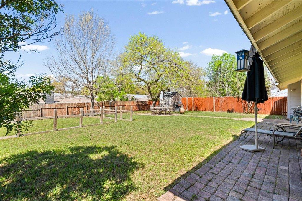 9712 Halifax Dr, Austin, TX 78753