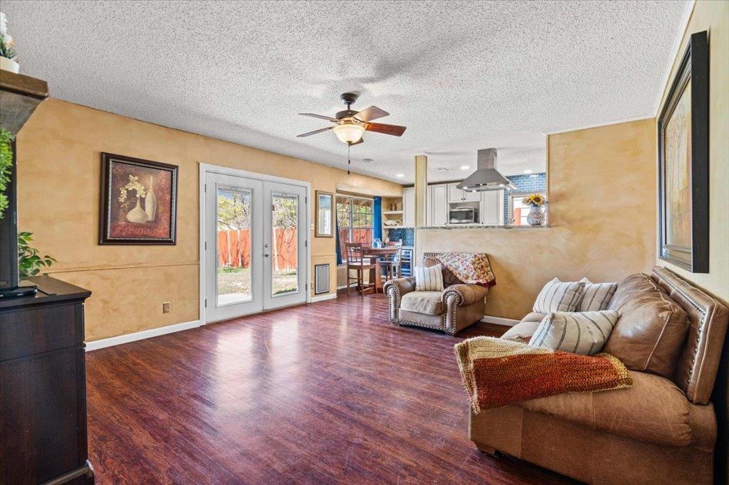 9712 Halifax Dr, Austin, TX 78753