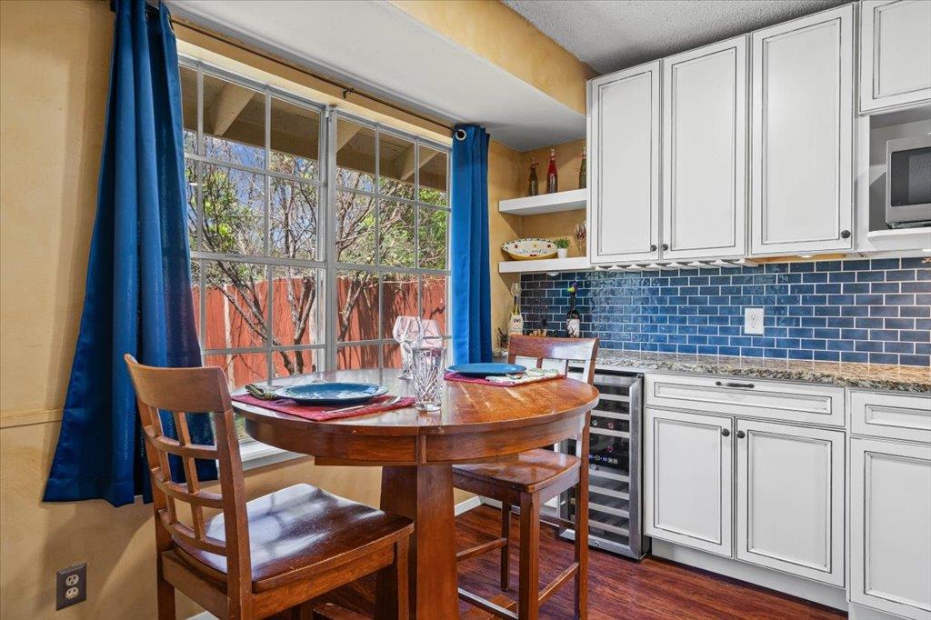 9712 Halifax Dr, Austin, TX 78753