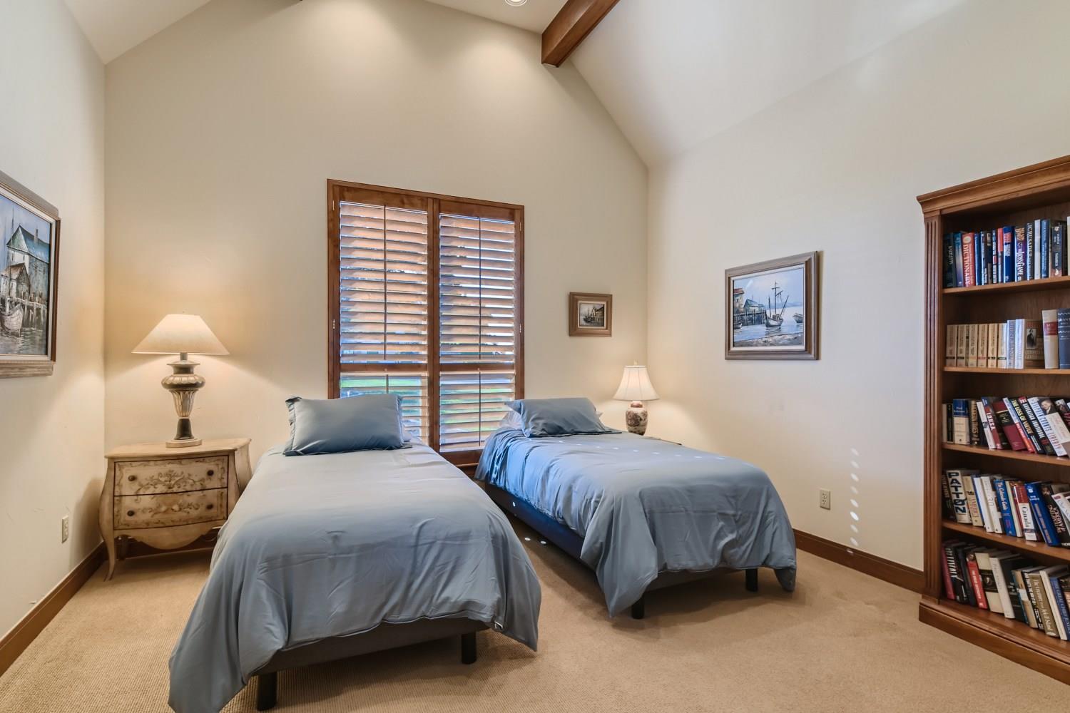 3900 Peak Lookout Dr, Austin, TX 78738