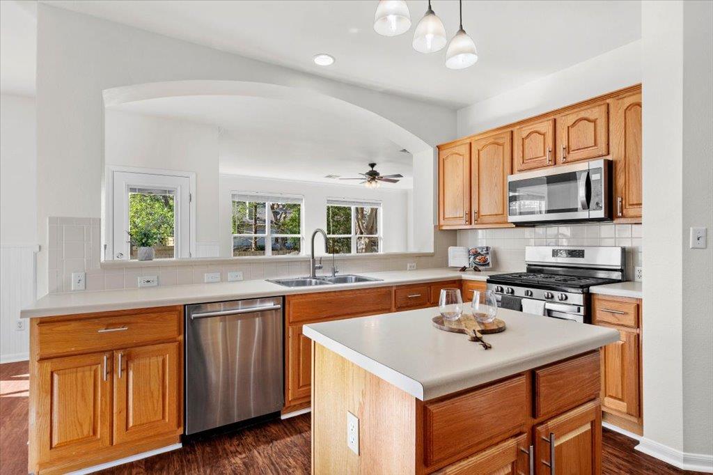 14921 Doria Dr, Austin, TX 78728