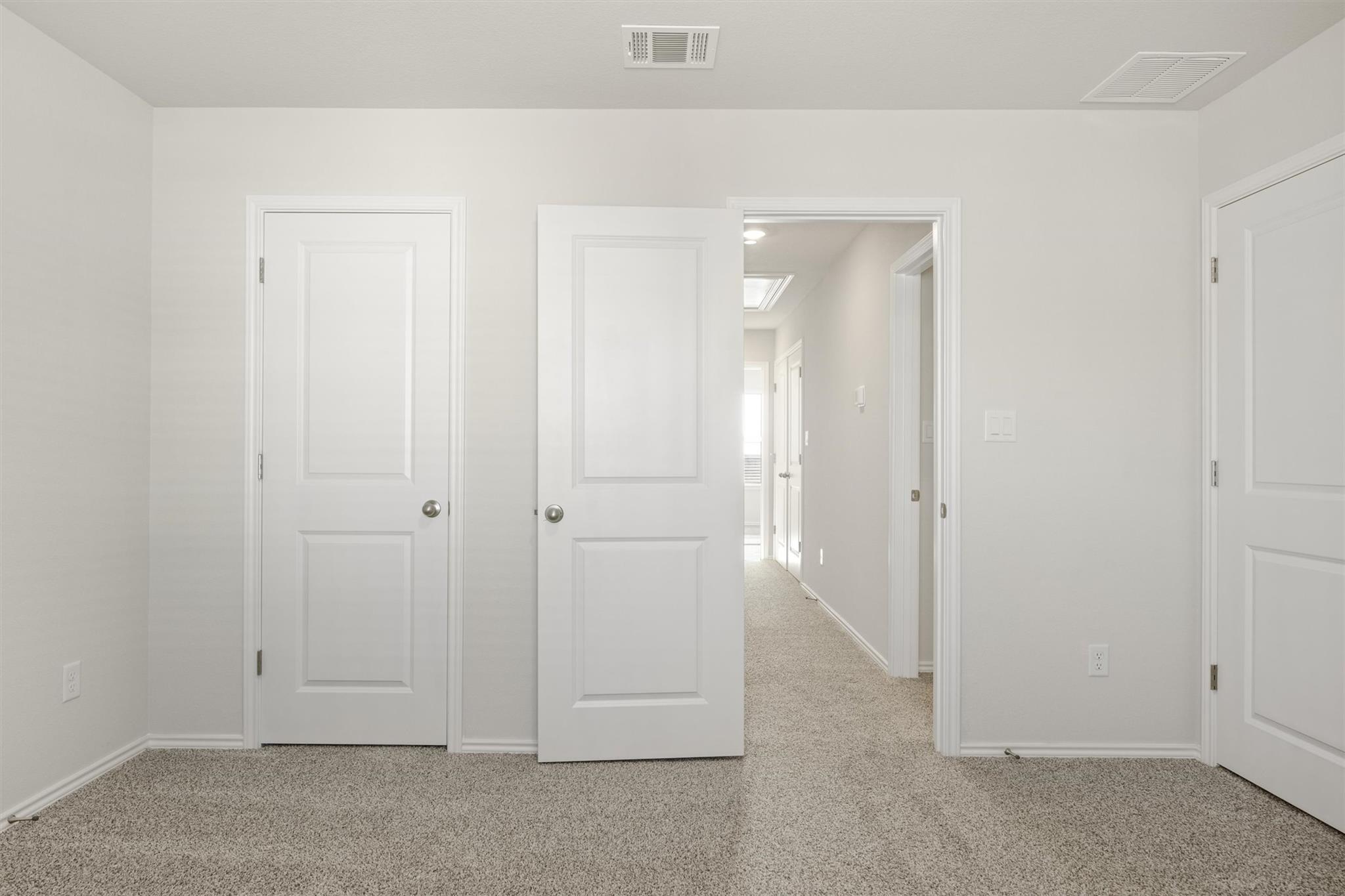 12811 Village Spun Plz, Buda, TX 78610