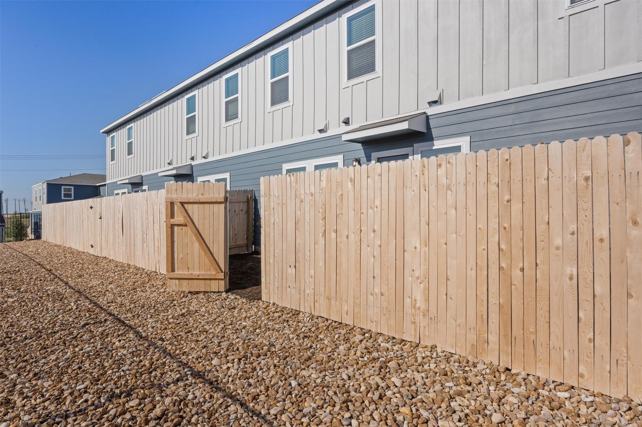 12811 Village Spun Plz, Buda, TX 78610