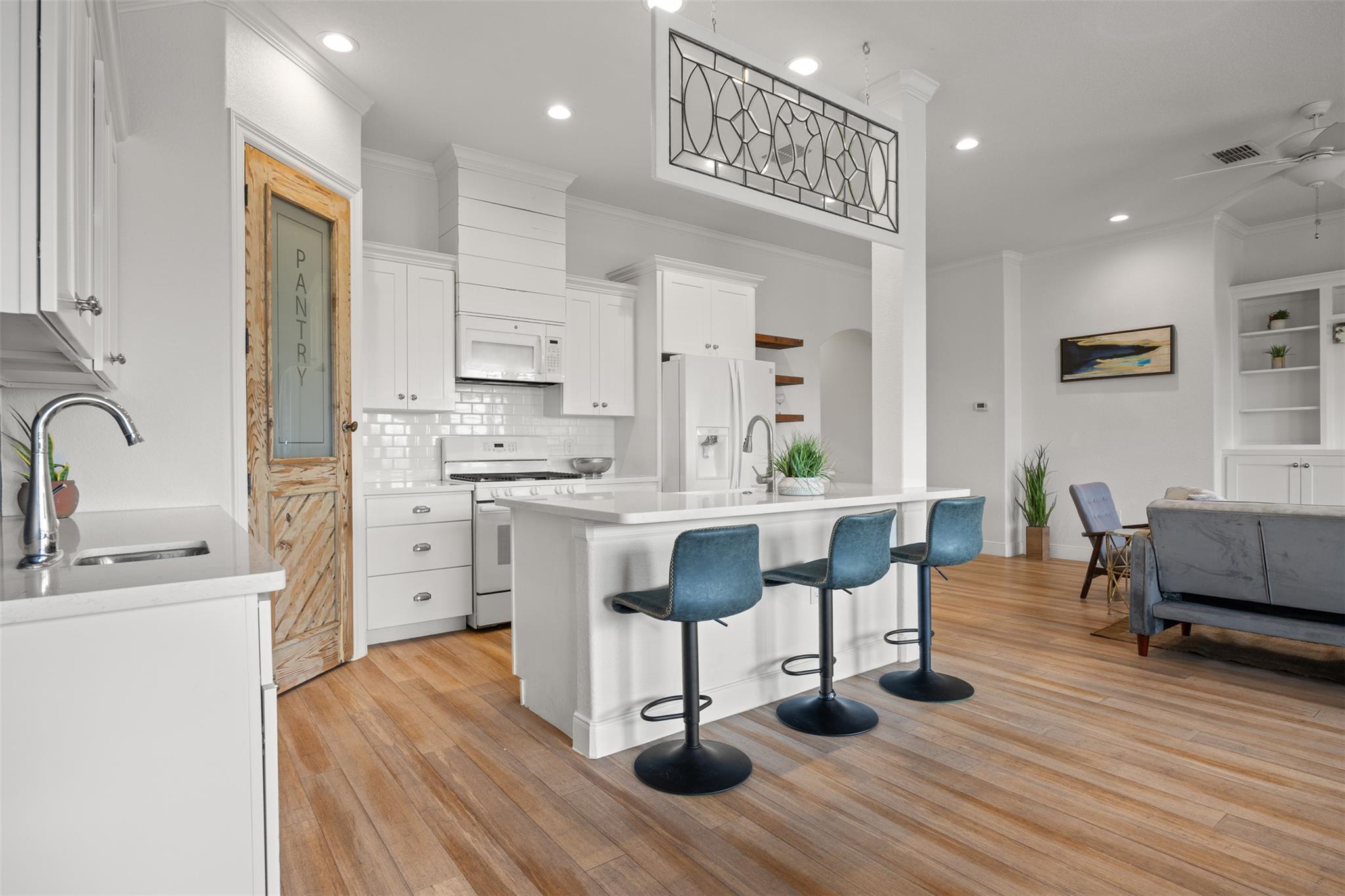 1705 Cherrywood Dr, Fredericksburg, TX 78624