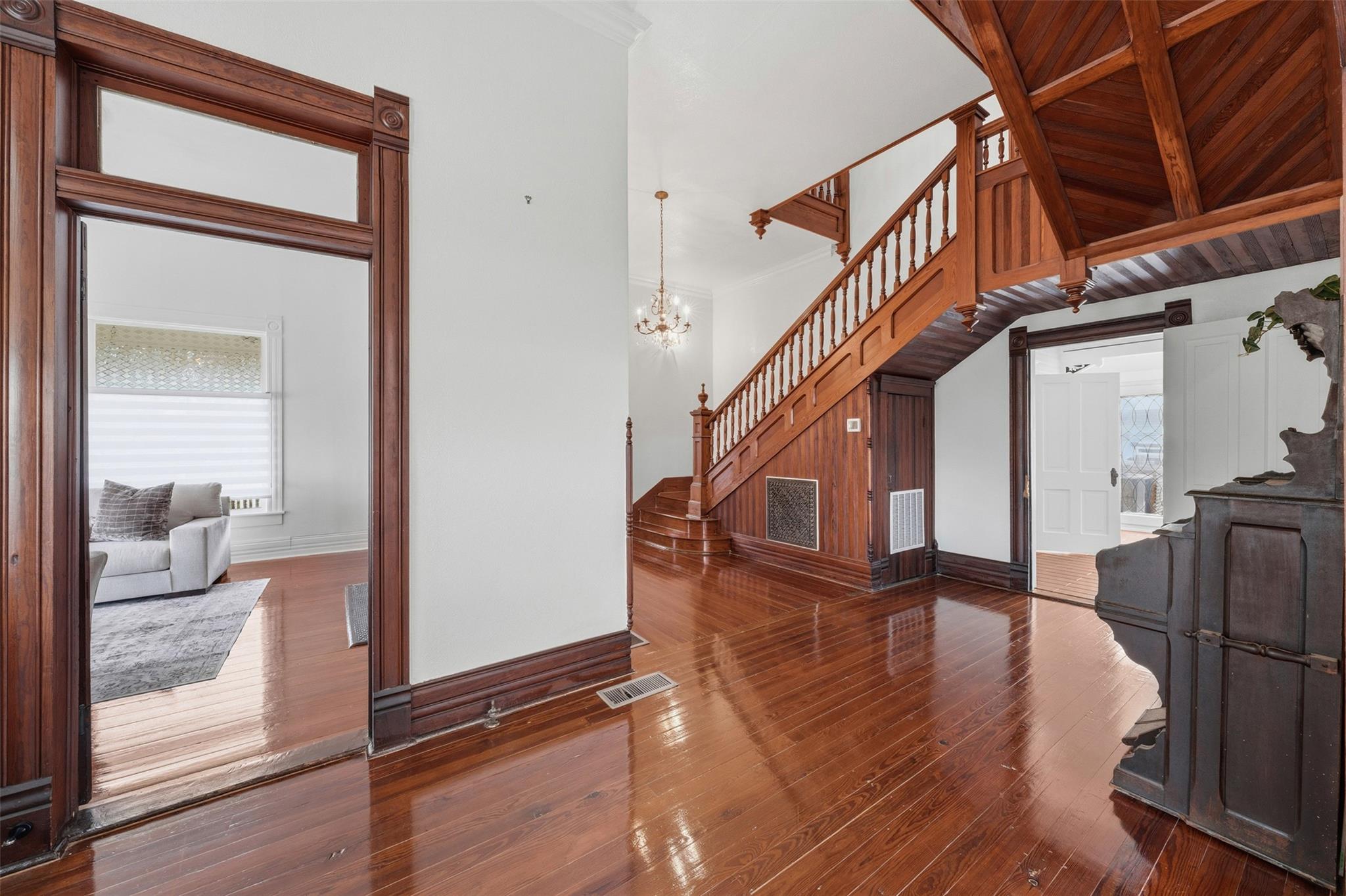 300 Estelle Rice Dr, Moody, TX 76557