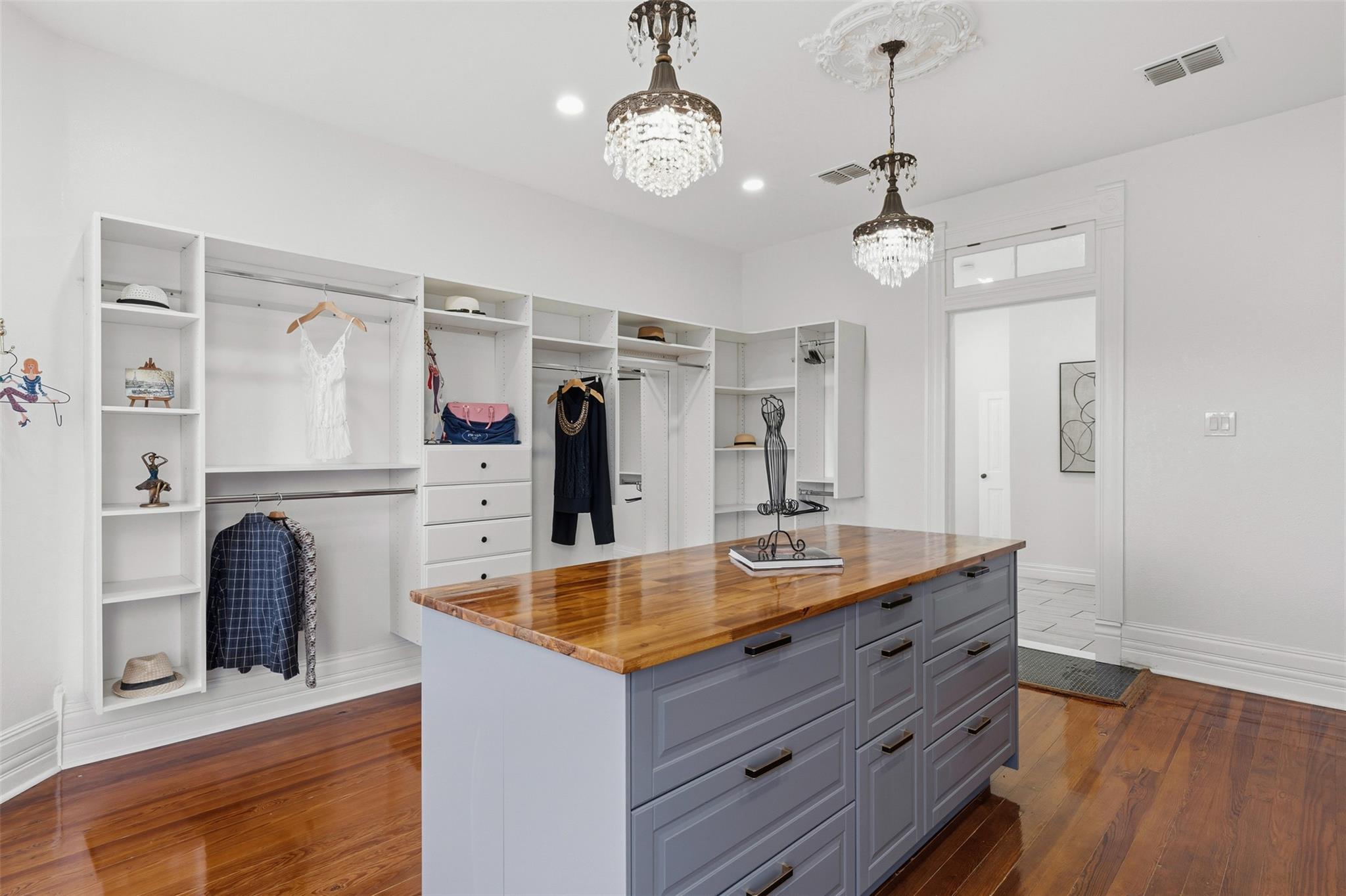 300 Estelle Rice Dr, Moody, TX 76557