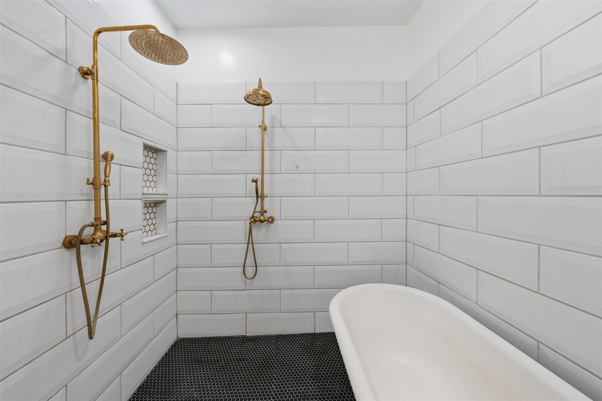 300 Estelle Rice Dr, Moody, TX 76557