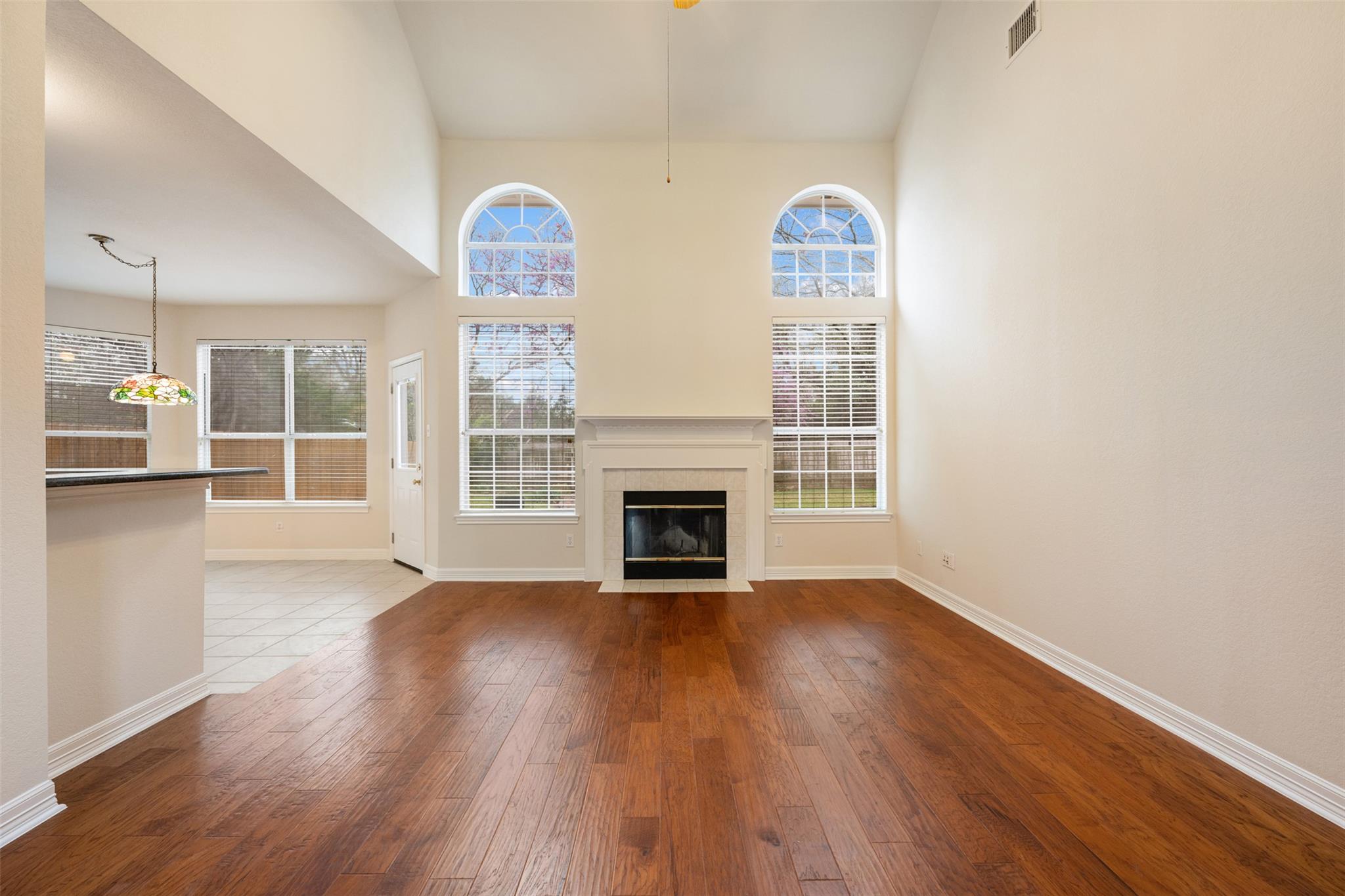 30022 OAKLAND HILLS Dr, Georgetown, TX 78628