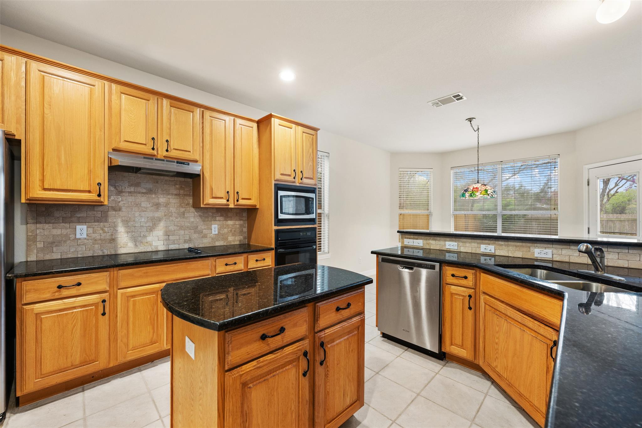 30022 OAKLAND HILLS Dr, Georgetown, TX 78628