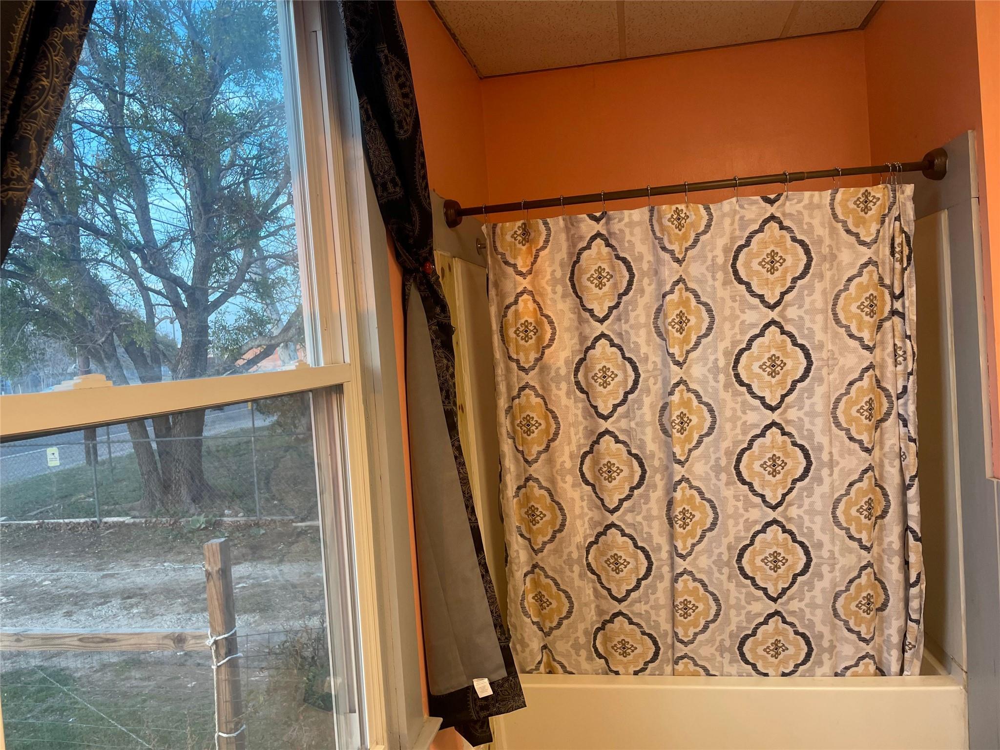 215 W Main St, Lometa, TX 76853