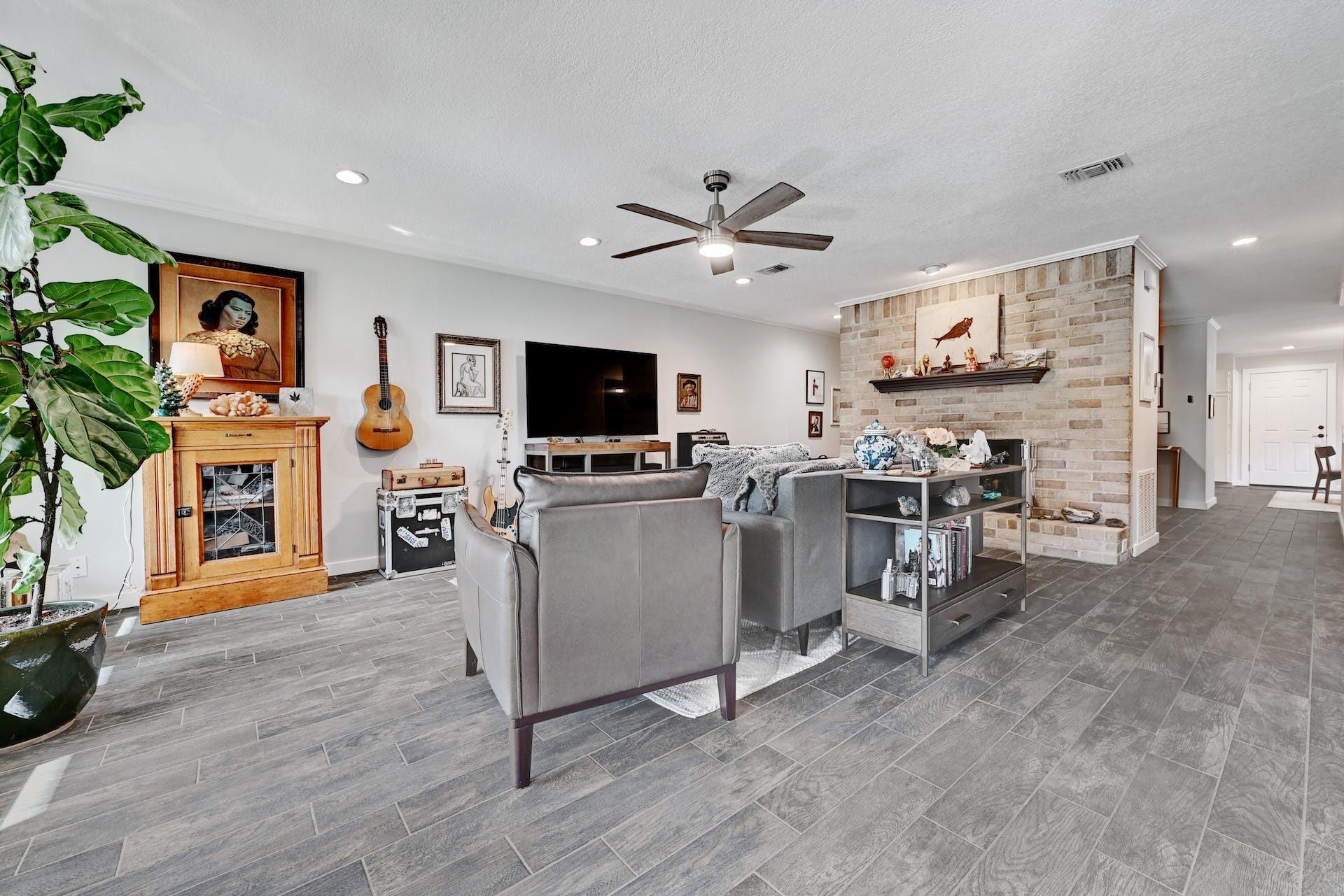 11133 Pinehurst Dr # C, Austin, TX 78747