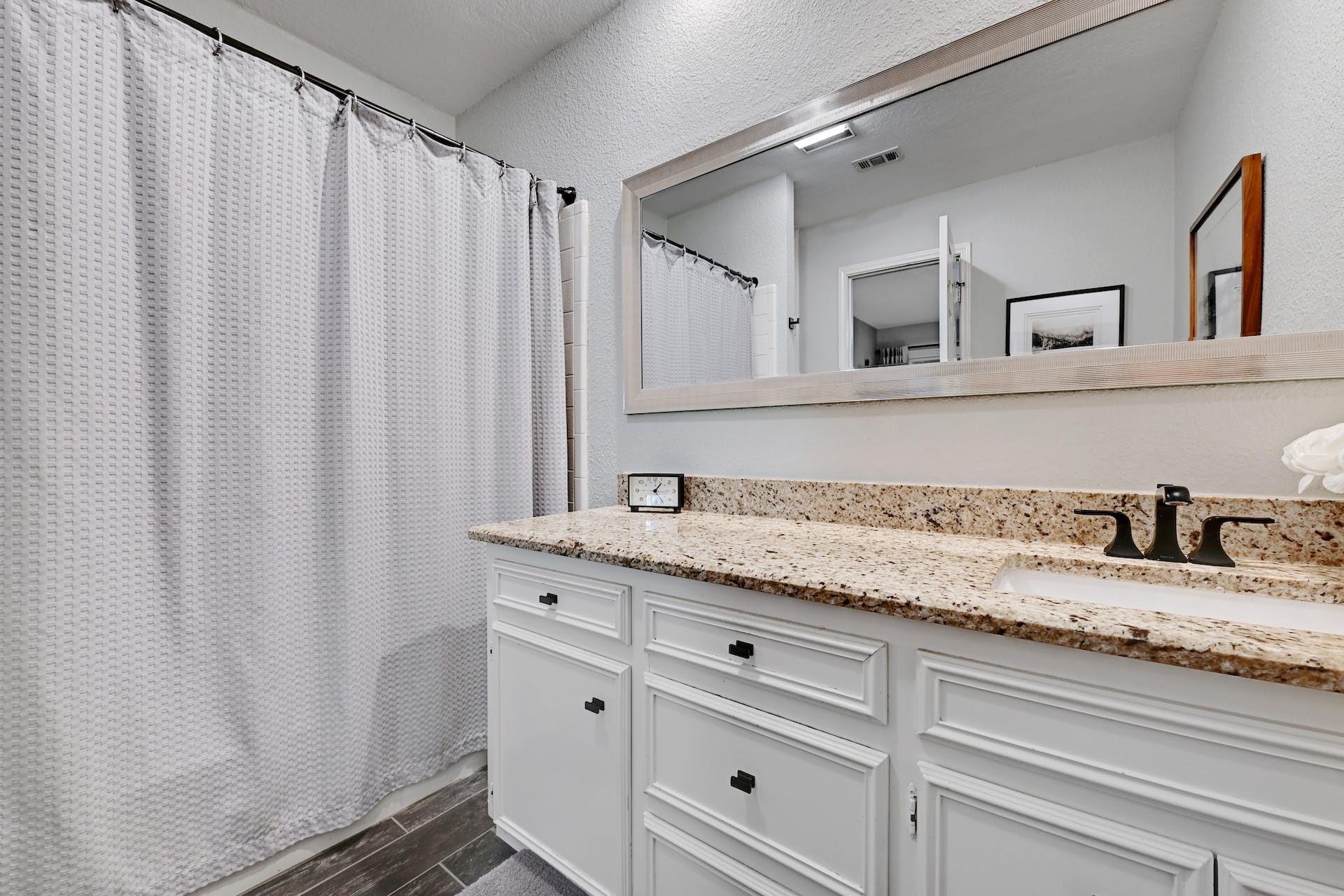 11133 Pinehurst Dr # C, Austin, TX 78747