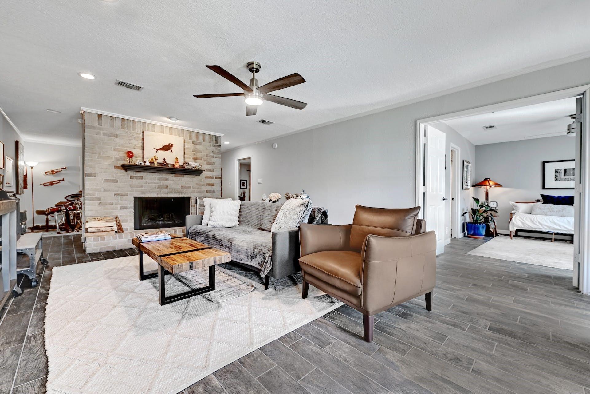 11133 Pinehurst Dr # C, Austin, TX 78747