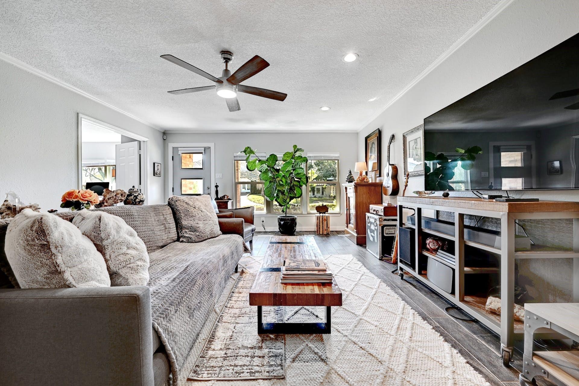 11133 Pinehurst Dr # C, Austin, TX 78747