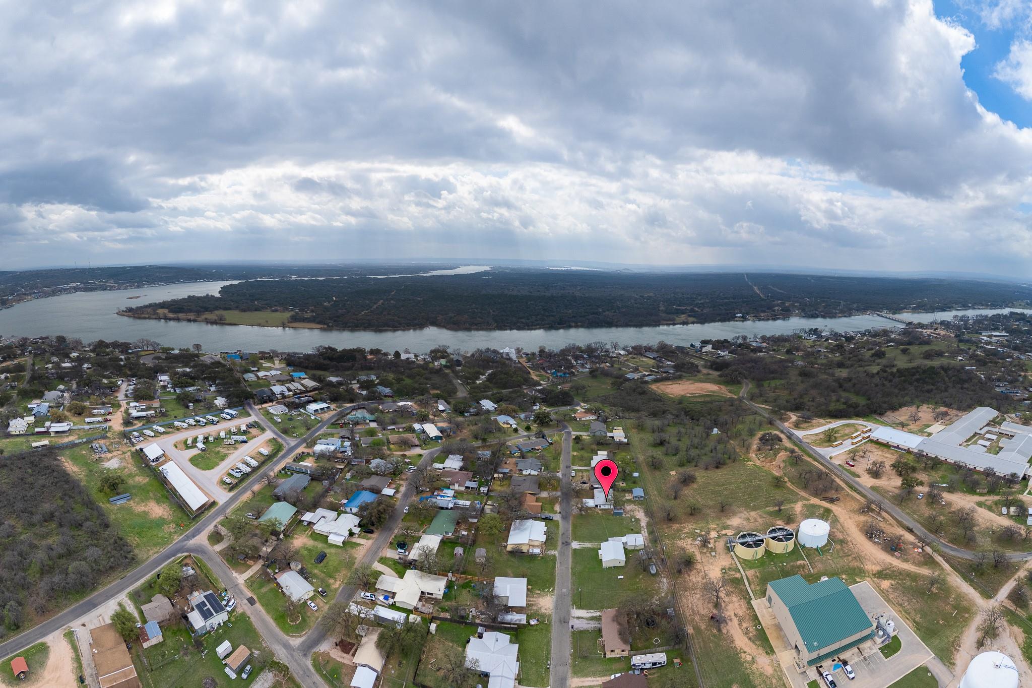 439 Elm Dr, Kingsland, TX 78639