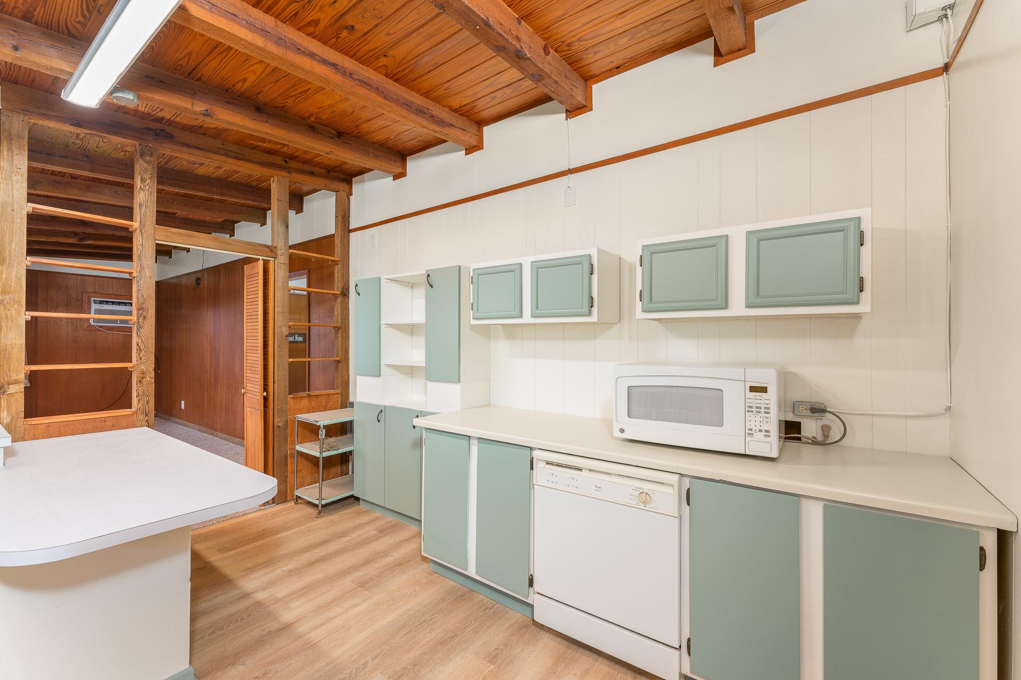 439 Elm Dr, Kingsland, TX 78639