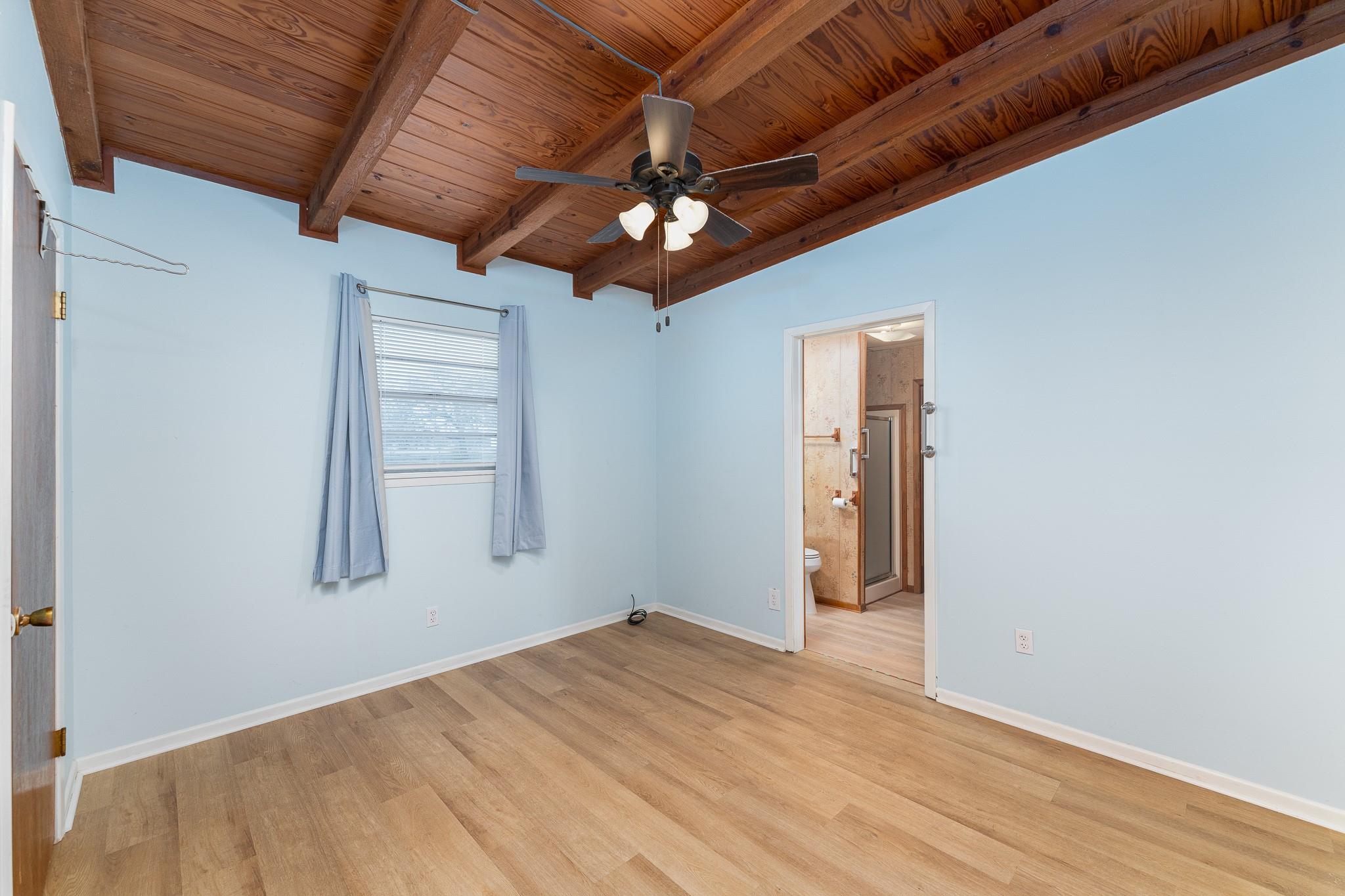 439 Elm Dr, Kingsland, TX 78639