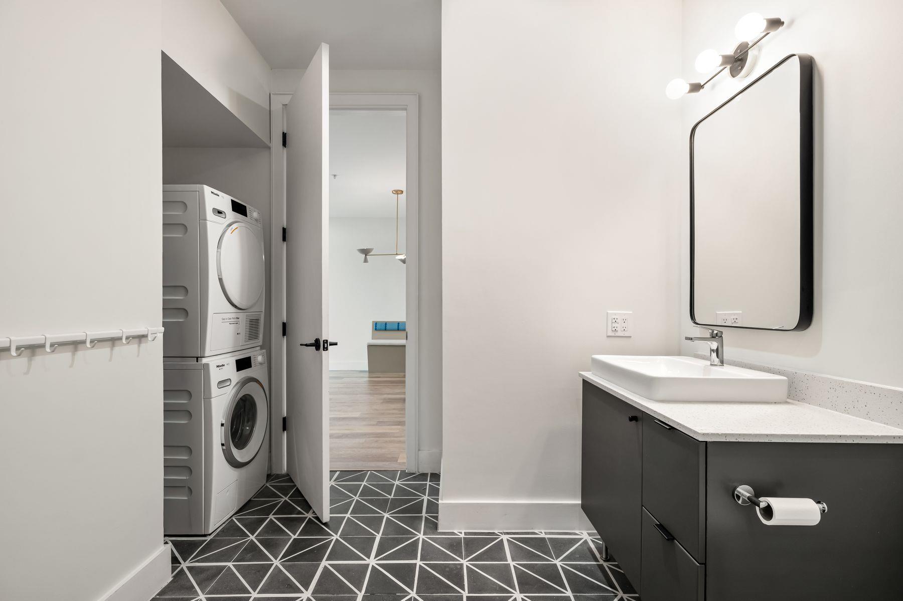 2709 E 5th St # 2203, Austin, TX 78702