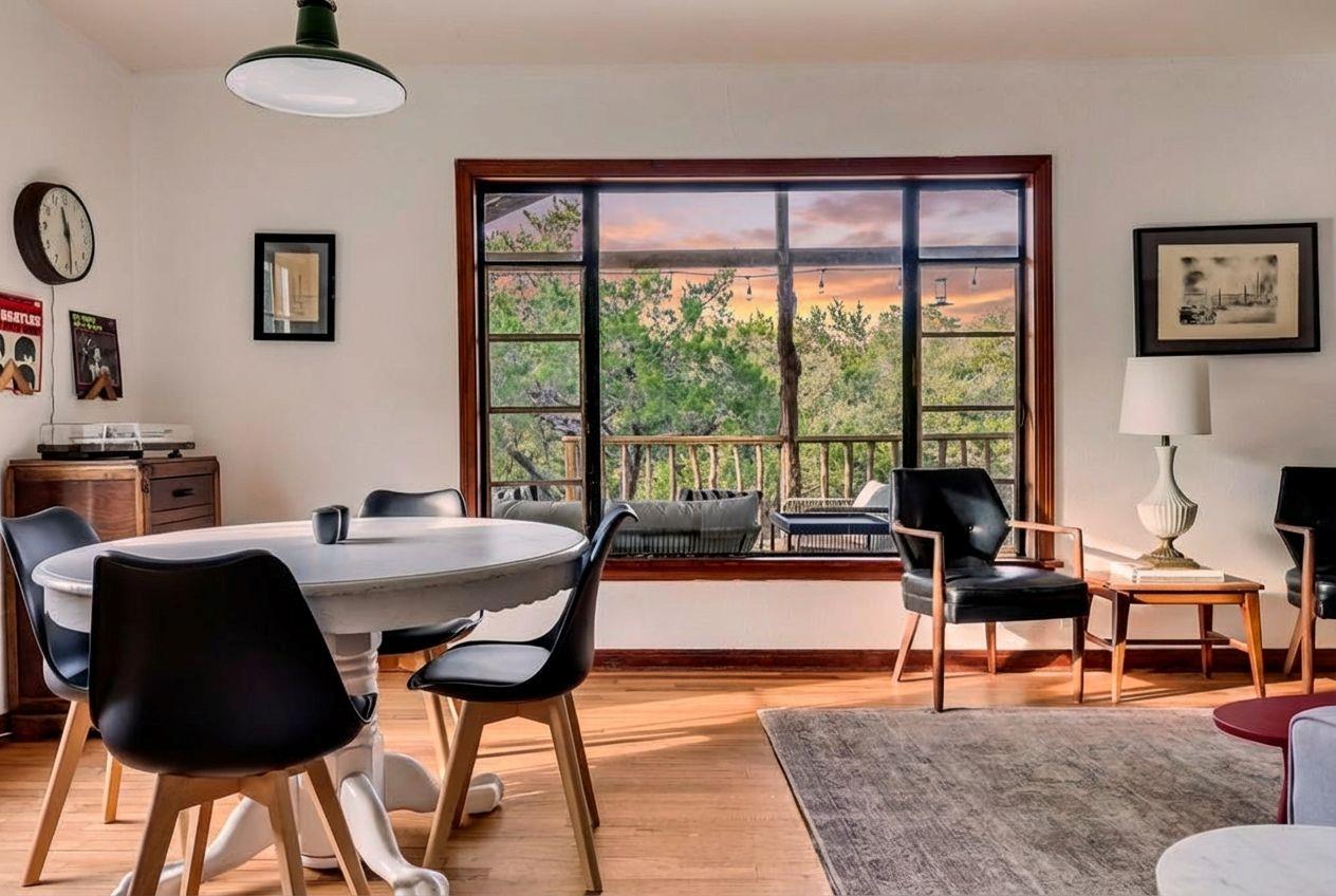 802 Lonesome Trl, Driftwood, TX 78619