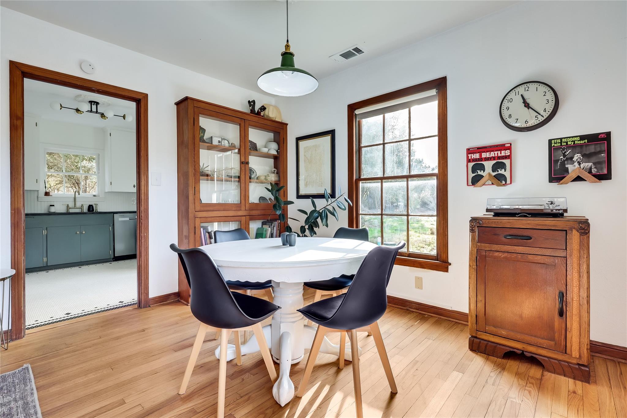 802 Lonesome Trl, Driftwood, TX 78619