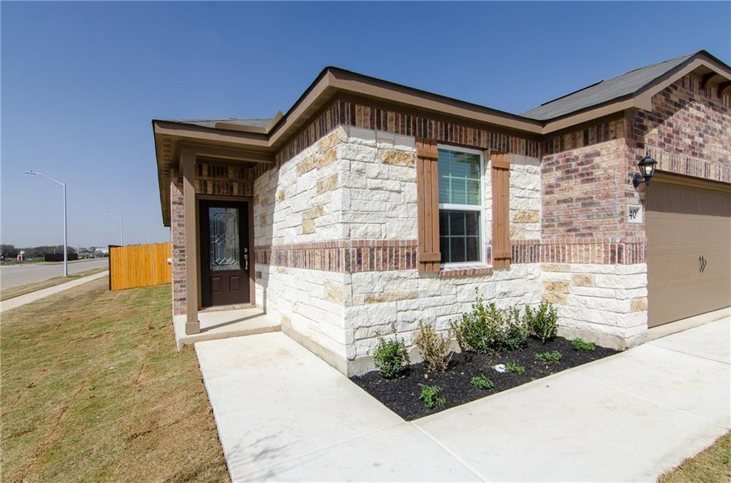 140 Constitution St, Liberty Hill, TX 78642
