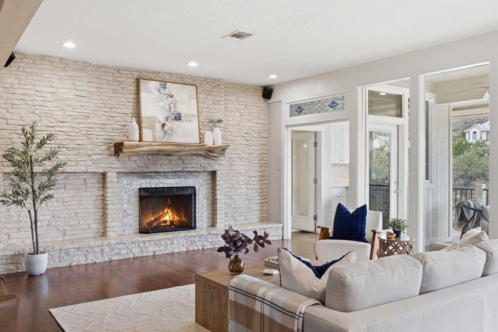 718 Bermuda St, Lakeway, TX 78734