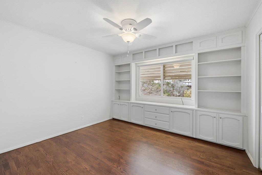 718 Bermuda St, Lakeway, TX 78734