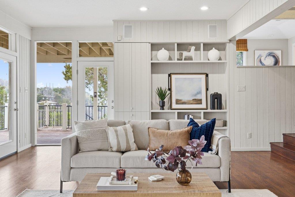 718 Bermuda St, Lakeway, TX 78734