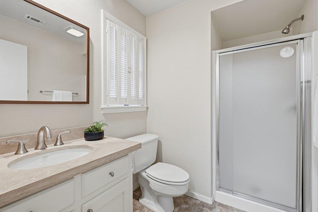 718 Bermuda St, Lakeway, TX 78734