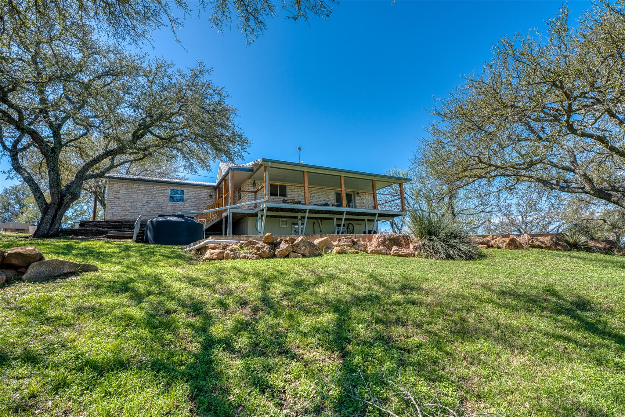 607 County Road 142, Burnet, TX 78611