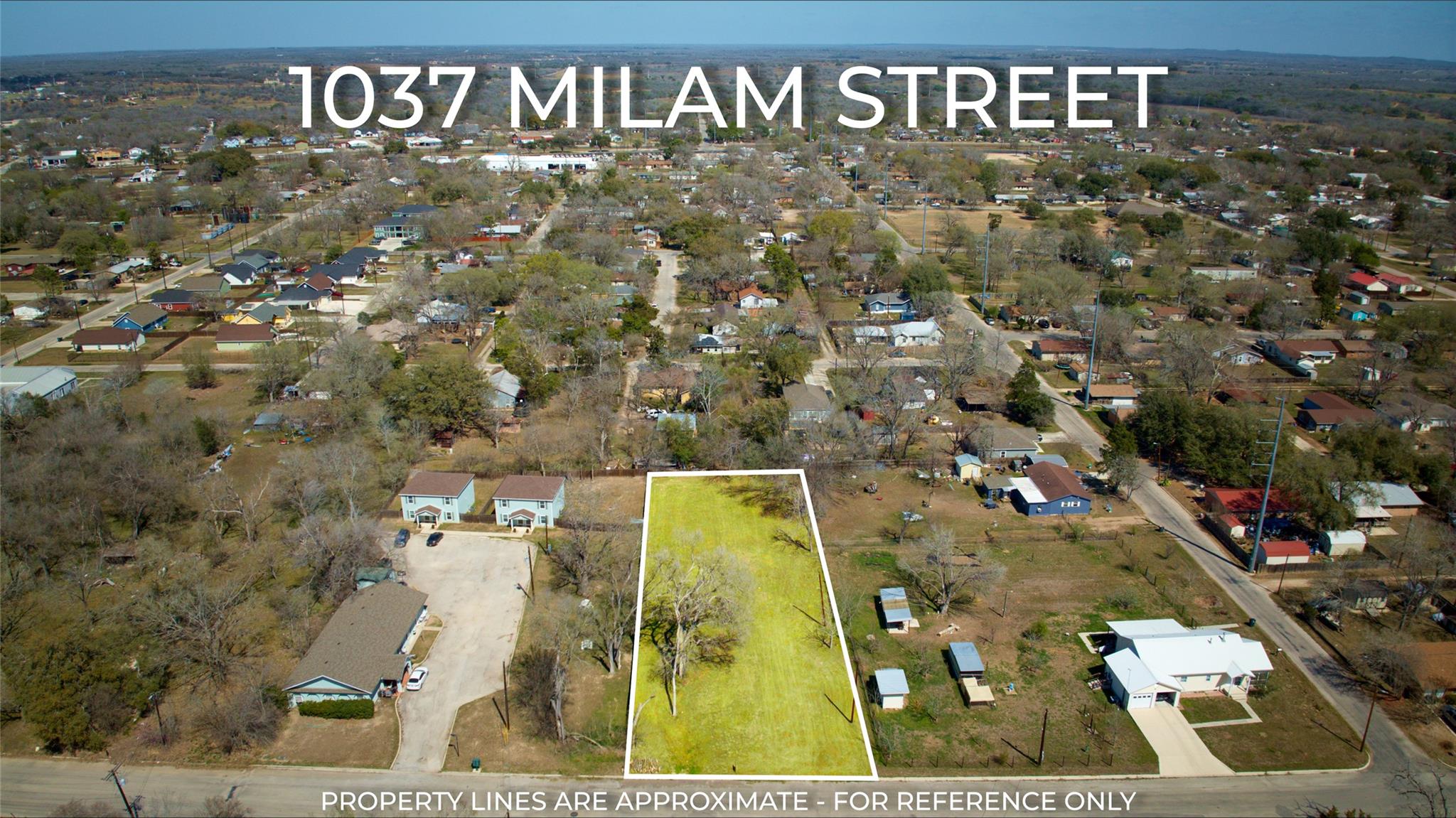1037 Milam St, Luling, TX 78648