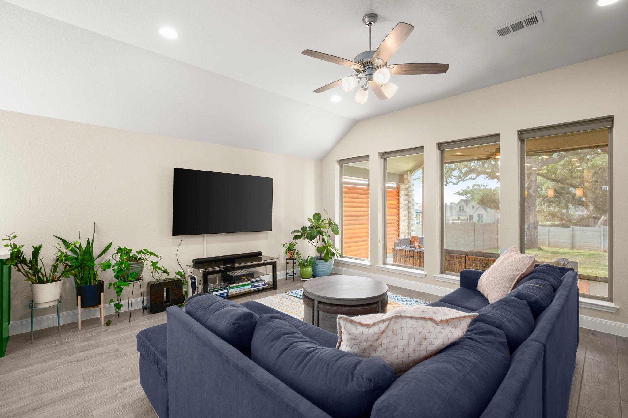 1412 Spring Gulch Ln, Georgetown, TX 78628