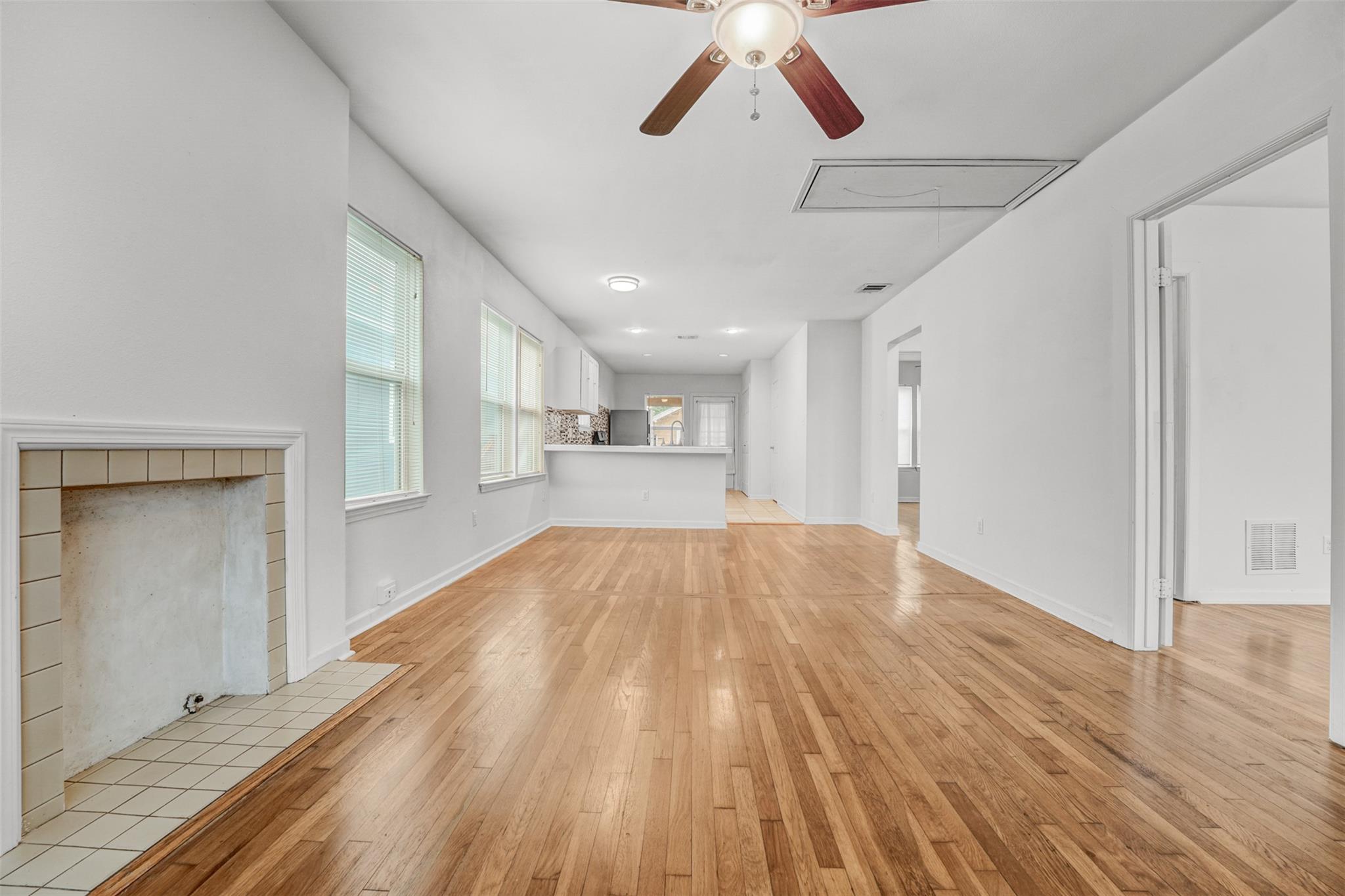 6906 CARVER Ave # A, Austin, TX 78752