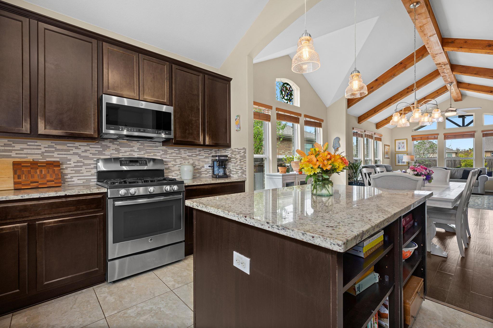 6024 Angelo St, Round Rock, TX 78665