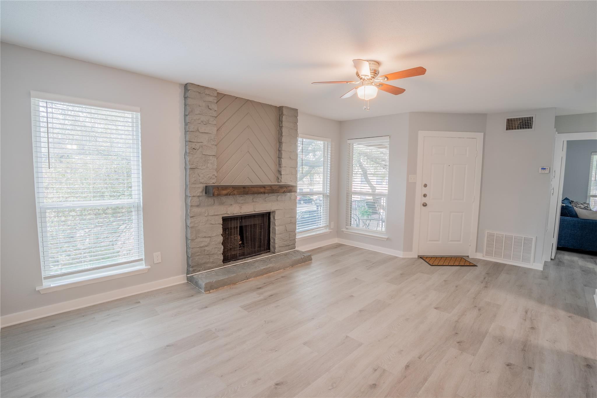 10616 Mellow Mdws # 1C, Austin, TX 78750