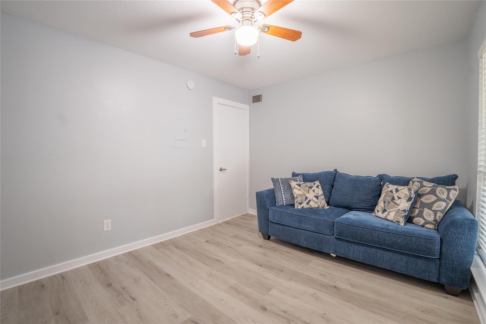 10616 Mellow Meadows Dr # 1C, Austin, TX 78750