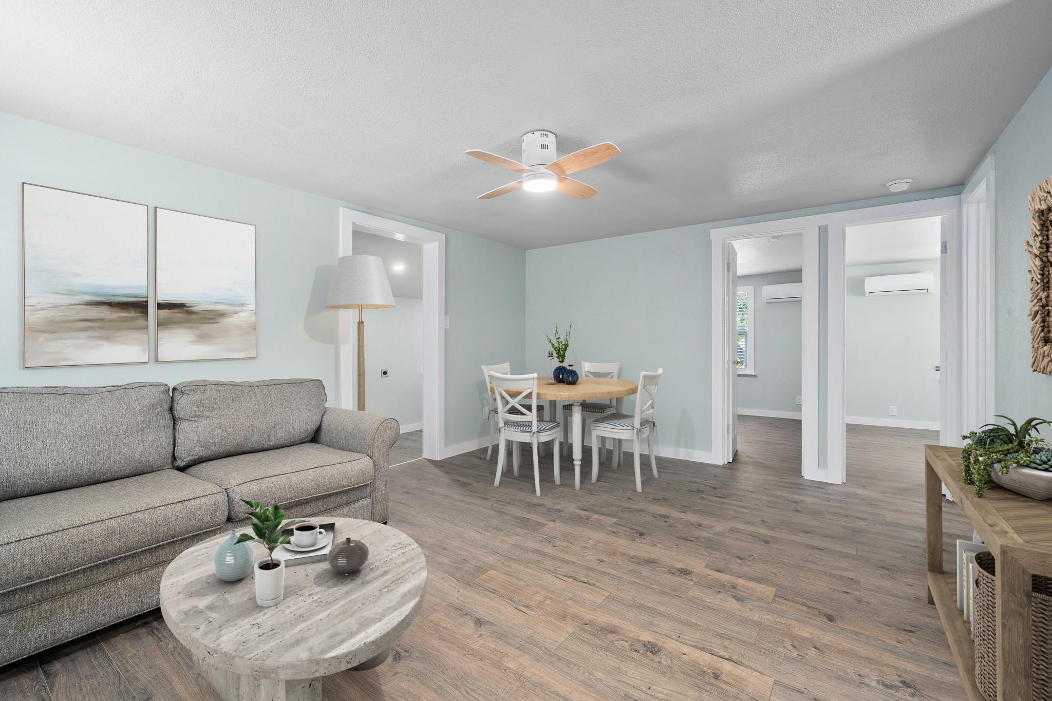 248 Post Oak Ln, Rockport, TX 78382