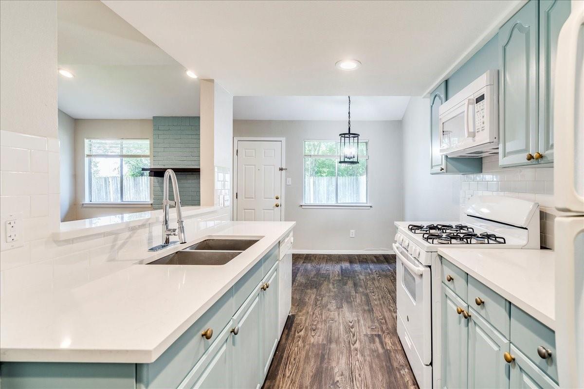 408 Vista West Ct # A, Bastrop, TX 78602