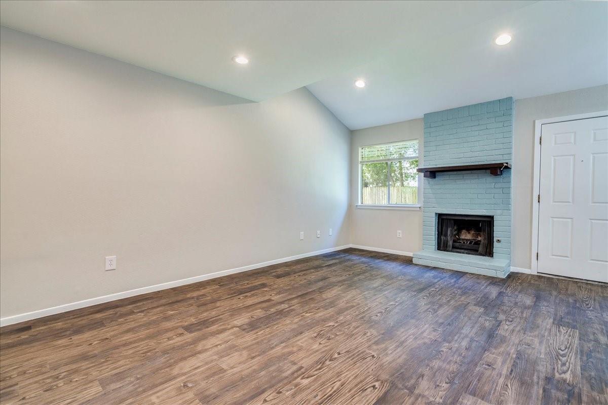 408 Vista West Ct # A, Bastrop, TX 78602