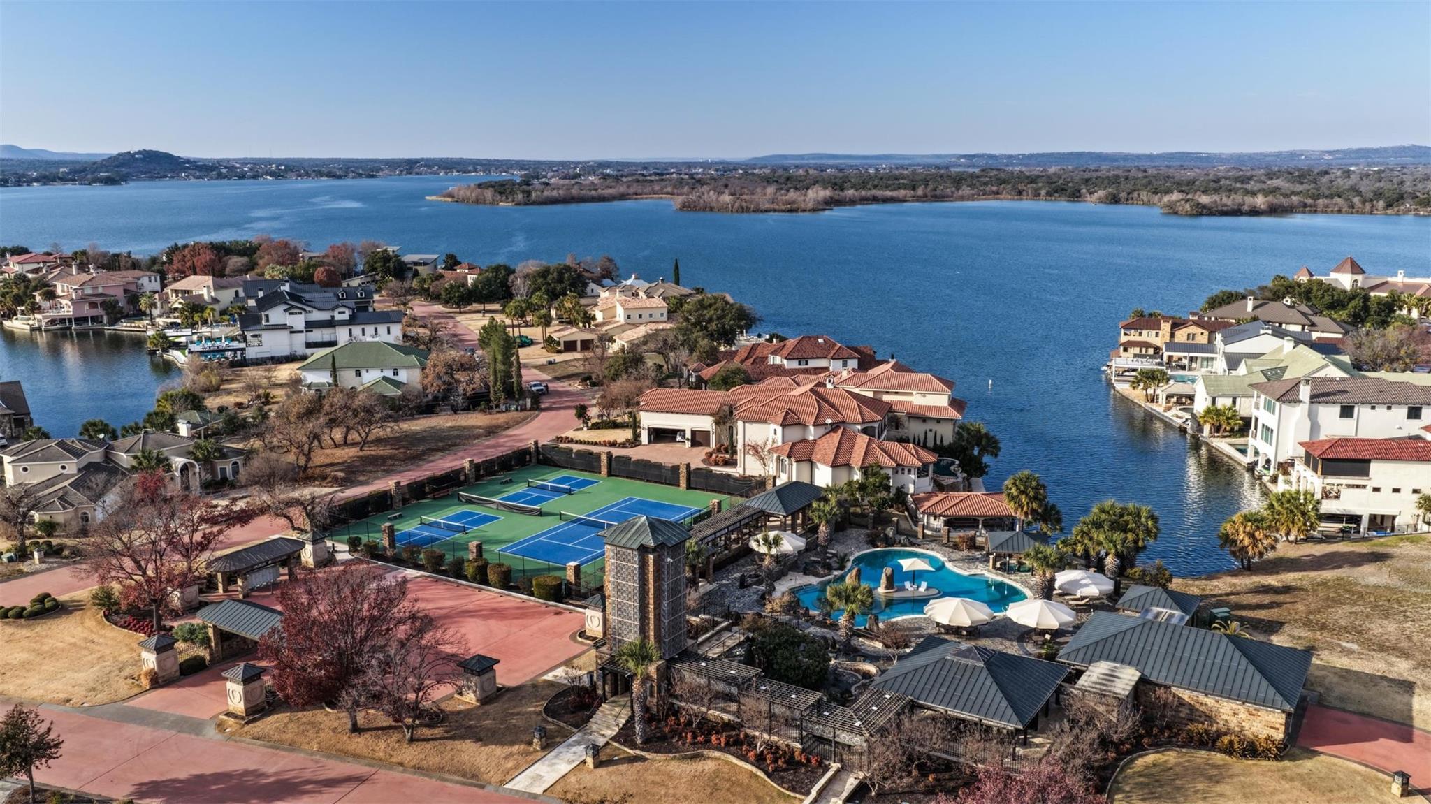 67 Applehead Island Dr, Horseshoe Bay, TX 78657