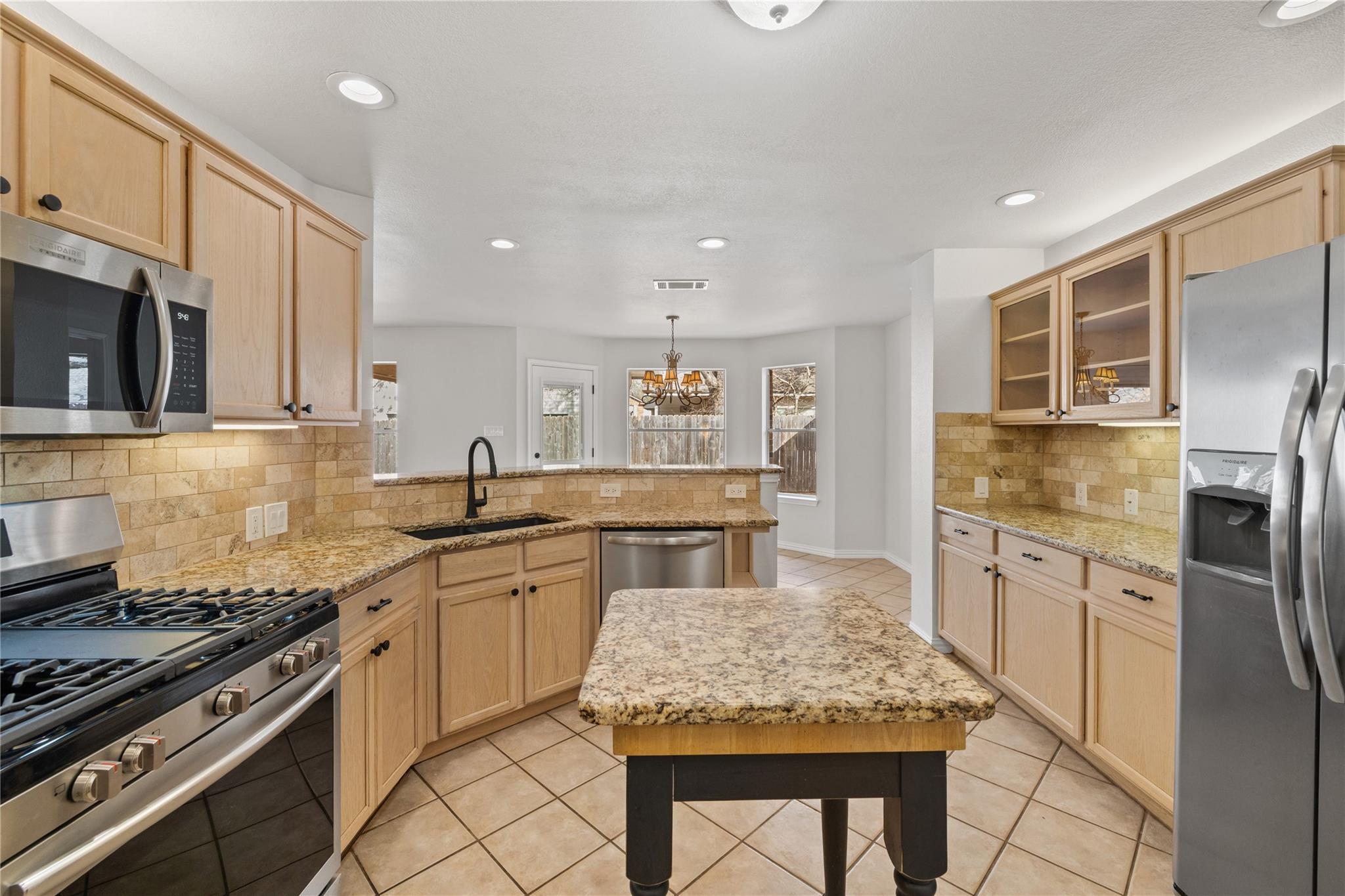 1217 Boerne Dr, Cedar Park, TX 78613