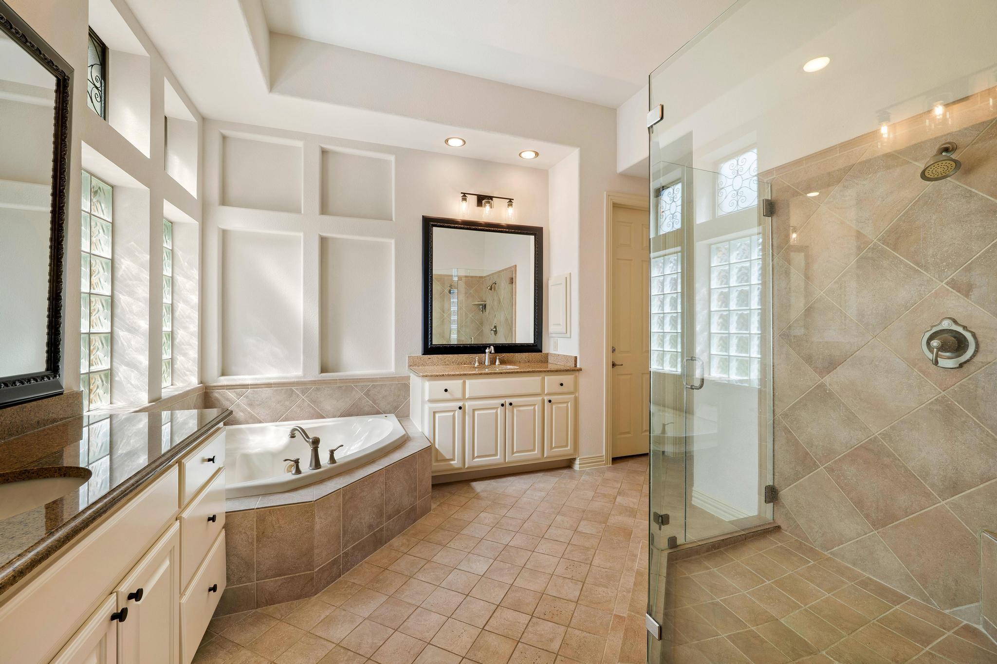 13012 Country Trails Ln, Austin, TX 78732