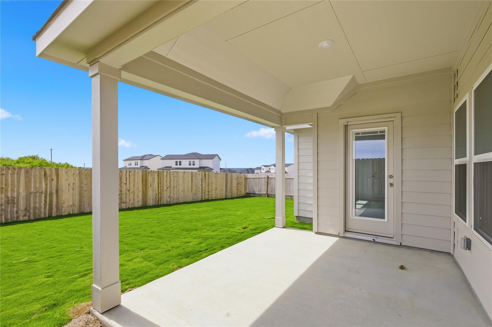 232 Seattle Slew Dr, Jarrell, TX 76537