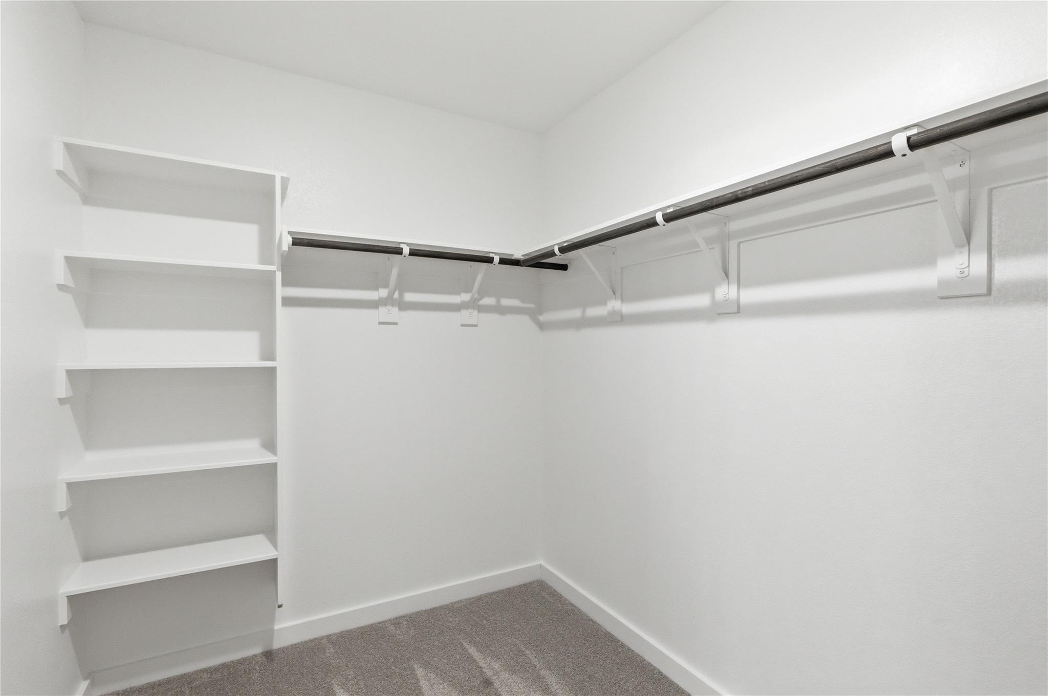 232 Seattle Slew Dr, Jarrell, TX 76537